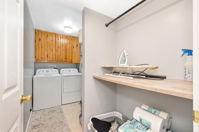 5682 Virginiatown Rd, Newcastle, CA 95658