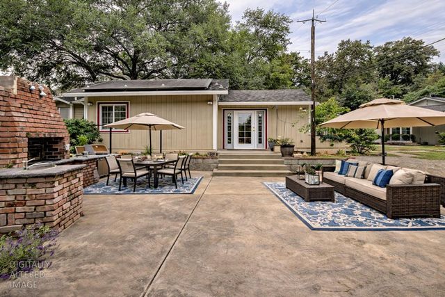 5682 Virginiatown Rd, Newcastle, CA 95658