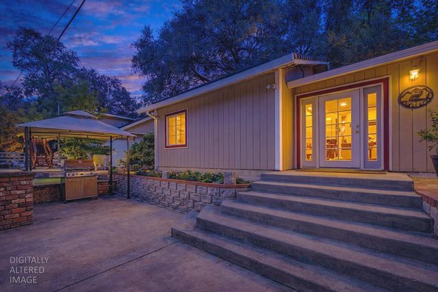 5682 Virginiatown Rd, Newcastle, CA 95658