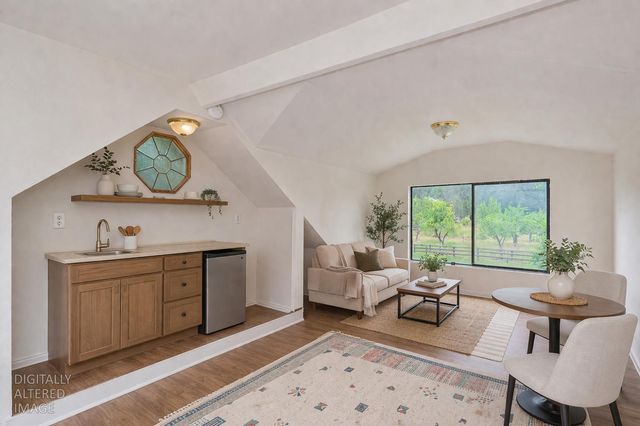 5682 Virginiatown Rd, Newcastle, CA 95658