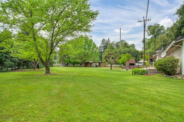 5682 Virginiatown Rd, Newcastle, CA 95658