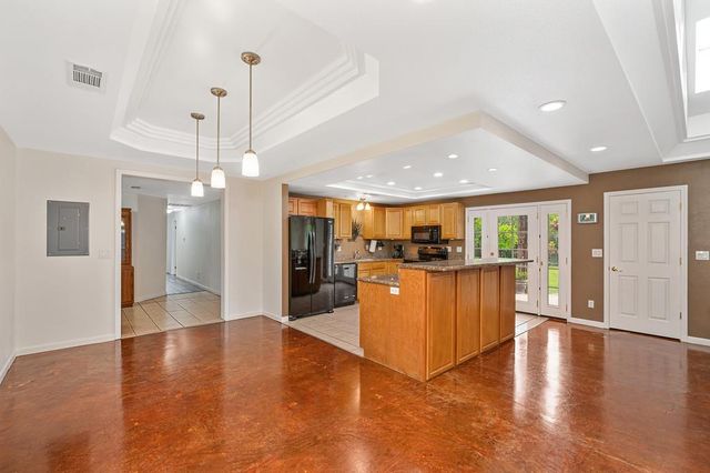 5682 Virginiatown Rd, Newcastle, CA 95658