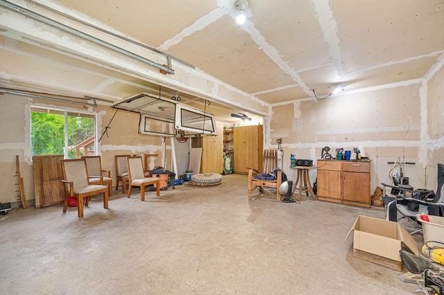 5682 Virginiatown Rd, Newcastle, CA 95658