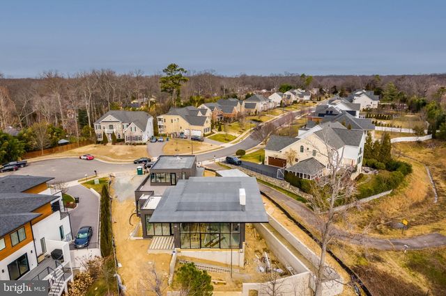 9433 FERRY LANDING CT, Alexandria, VA 22309