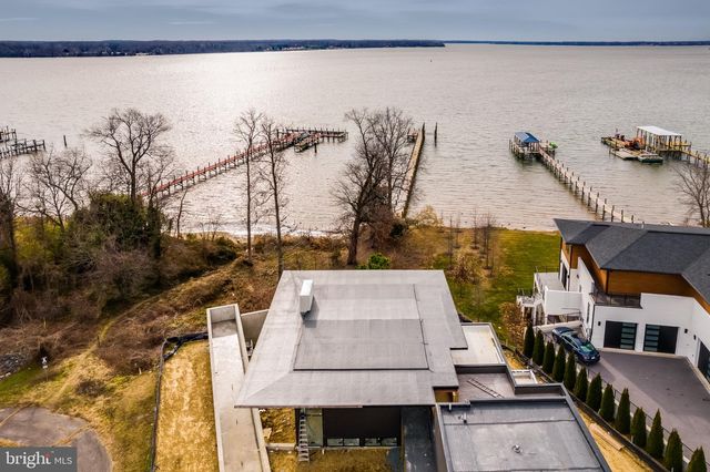 9433 FERRY LANDING CT, Alexandria, VA 22309