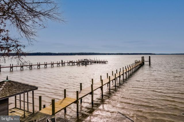 9433 FERRY LANDING CT, Alexandria, VA 22309