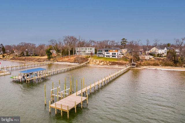 9433 FERRY LANDING CT, Alexandria, VA 22309