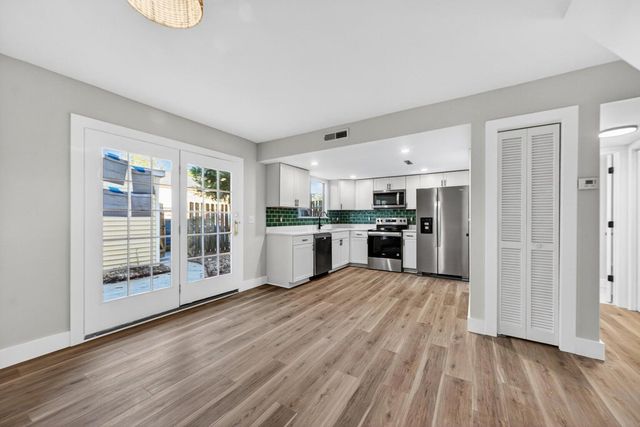 2943 Cathedral Lane, Charleston, SC 29414