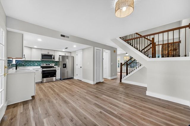 2943 Cathedral Lane, Charleston, SC 29414