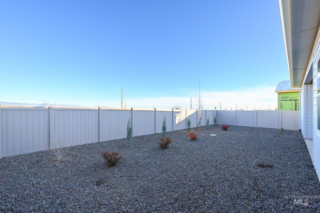 2568 N Leatherwood Ave, Star, ID 83669