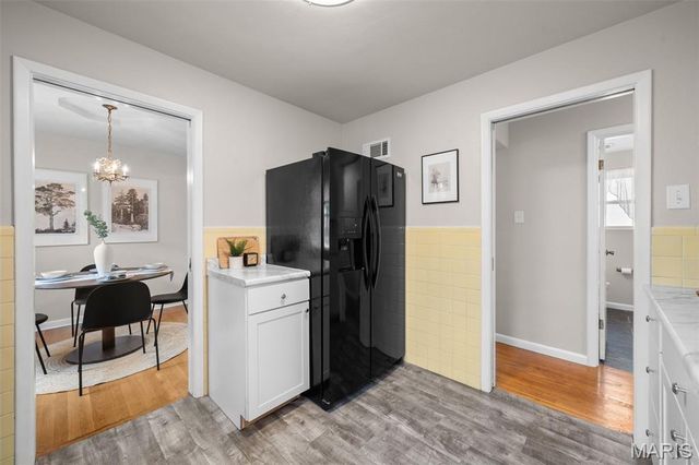 3927 French Court, St Louis, MO 63116