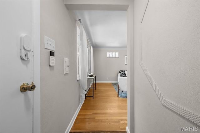 3927 French Court, St Louis, MO 63116