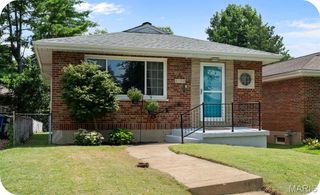 3927 French Court, St Louis, MO 63116