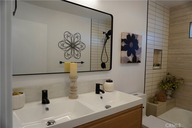 4847 Marmion Way, Los Angeles, CA 90042