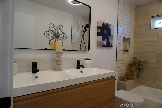 4847 Marmion Way, Los Angeles, CA 90042