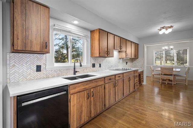 502 Richley Drive, Chesterfield, MO 63017