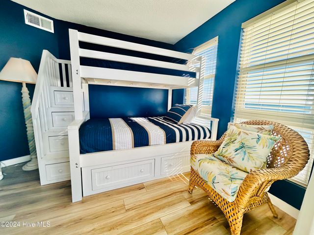 2000 New River Inlet Road 2507, N Topsail Beach, NC 28460