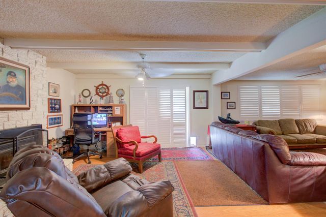 5900 Washington Rd, Hughson, CA 95326