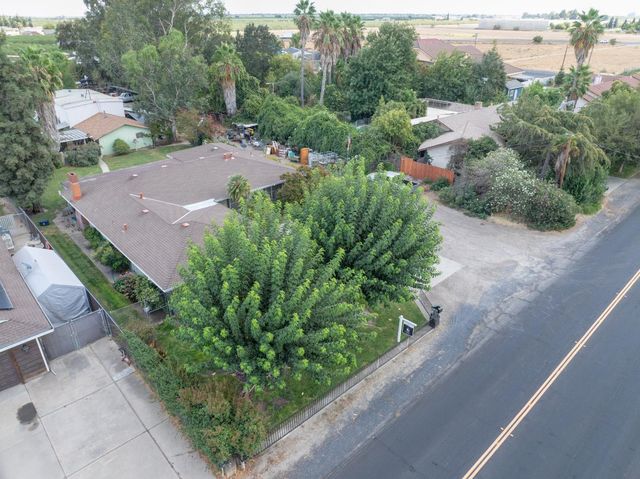 5900 Washington Rd, Hughson, CA 95326