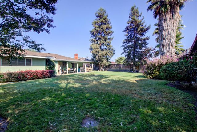 5900 Washington Rd, Hughson, CA 95326