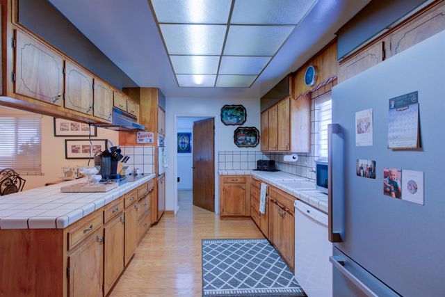 5900 Washington Rd, Hughson, CA 95326