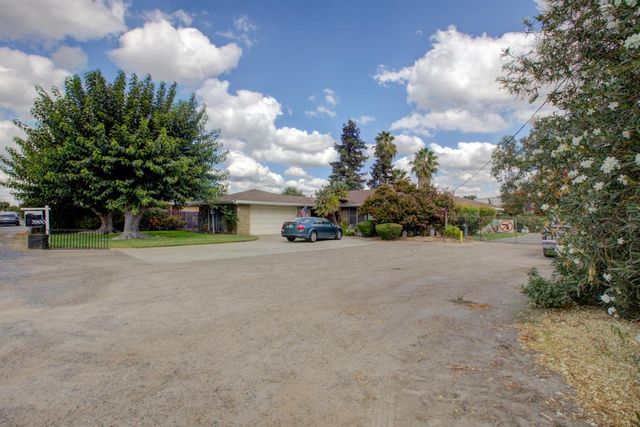 5900 Washington Rd, Hughson, CA 95326