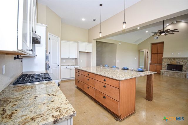 2178 Southbend Road, Salado, TX 76571