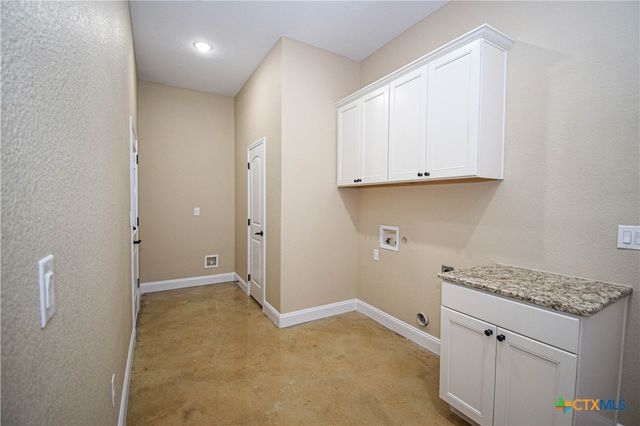 2178 Southbend Road, Salado, TX 76571