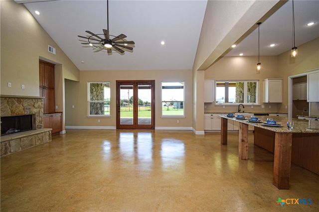 2178 Southbend Road, Salado, TX 76571