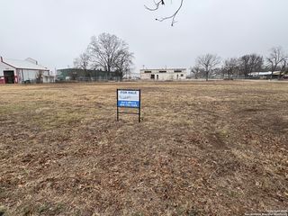 508 Clay St N, Kerrville, TX 78028