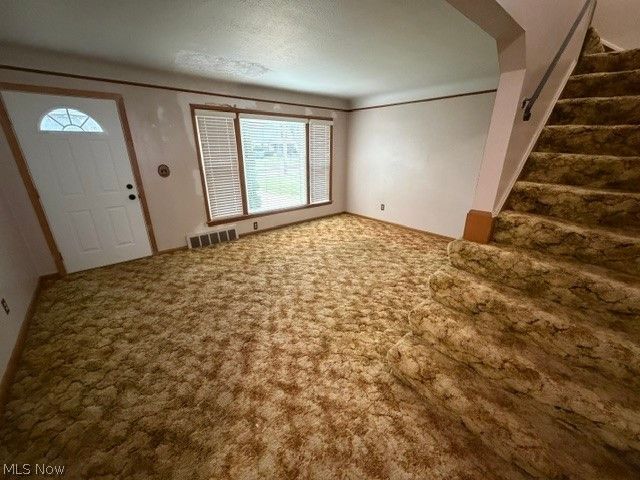 604 E 305th Street, Willowick, OH 44095