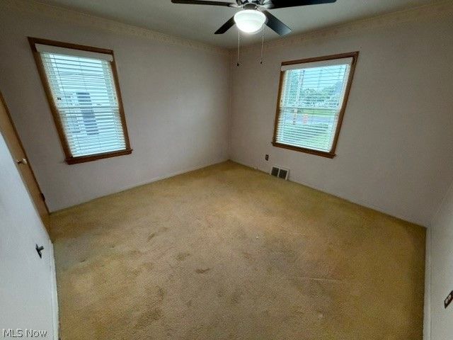 604 E 305th Street, Willowick, OH 44095