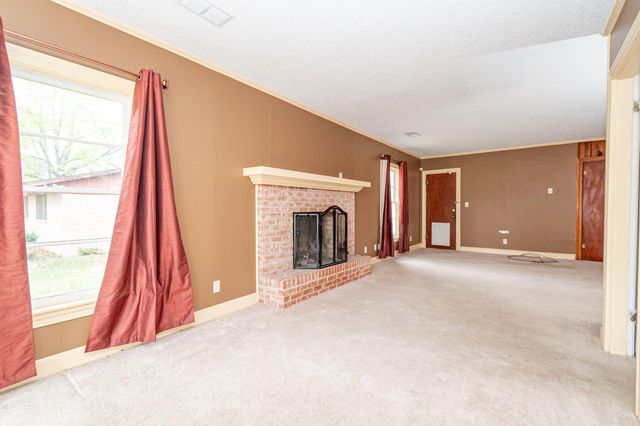1402 W Faulkner St Street, El Dorado, AR 71730