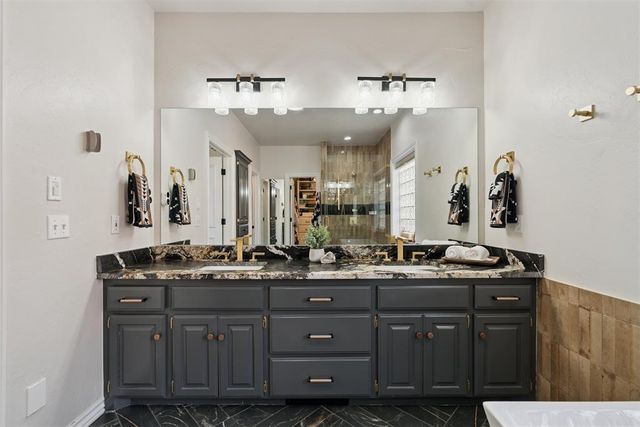 1833 Red Prairie Drive, Edmond, OK 73025