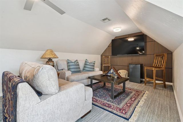 1833 Red Prairie Drive, Edmond, OK 73025