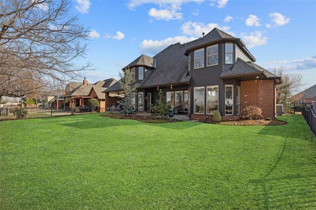 1833 Red Prairie Drive, Edmond, OK 73025