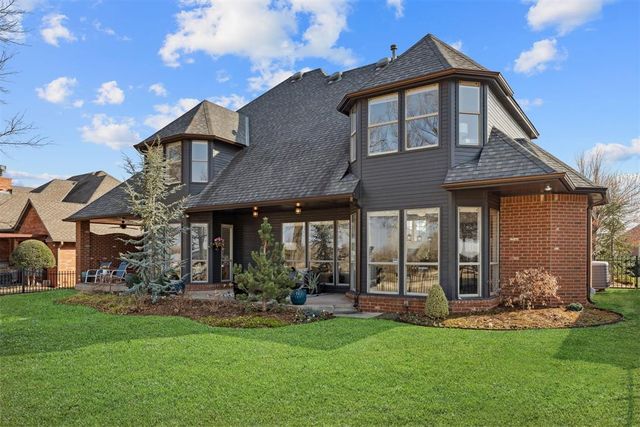 1833 Red Prairie Drive, Edmond, OK 73025