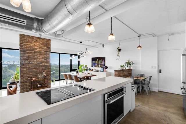 5701 Biscayne Boulevard PH-9, Miami, FL 33137