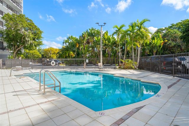 5701 Biscayne Boulevard PH-9, Miami, FL 33137