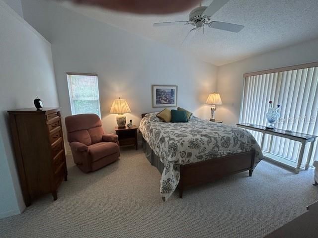 4631 MEADOWVIEW CIRCLE, Sarasota, FL 34233