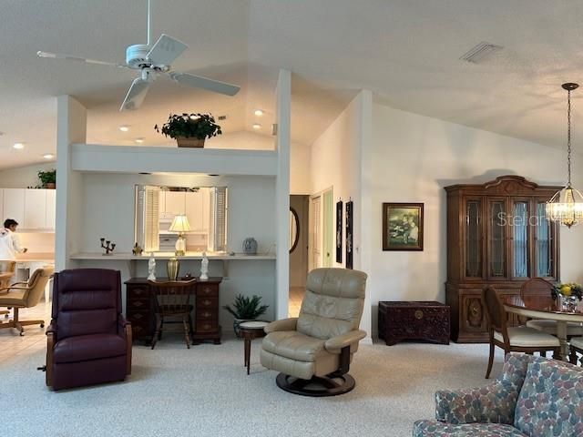 4631 MEADOWVIEW CIRCLE, Sarasota, FL 34233