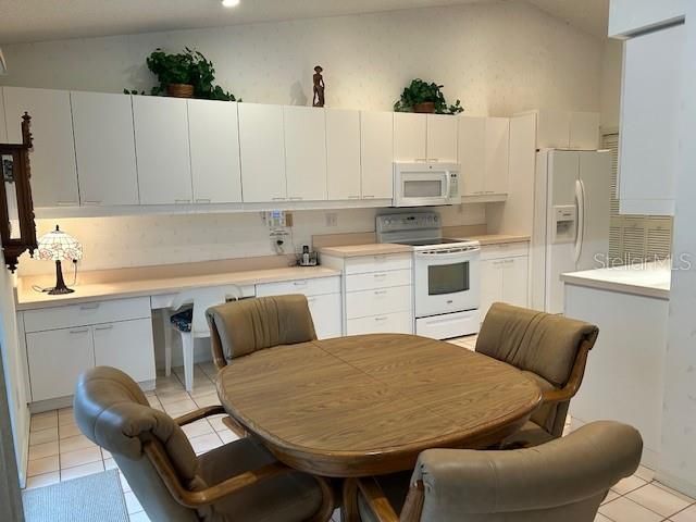 4631 MEADOWVIEW CIRCLE, Sarasota, FL 34233