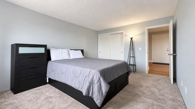 545 Calef Rd Apt 23, Manchester, NH 03103