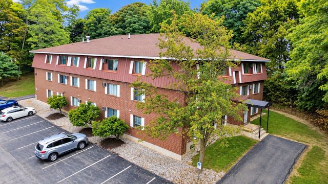 545 Calef Rd Apt 23, Manchester, NH 03103