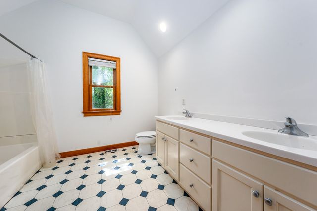 52 Ellis Circle, Yarmouth Port, MA 02675