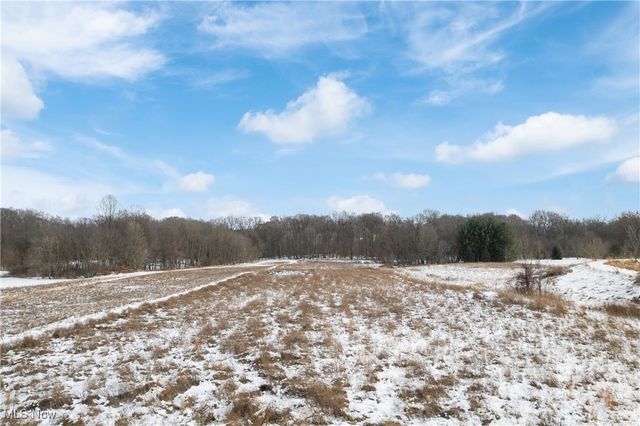 8101 Yoder Road, Seville, OH 44273