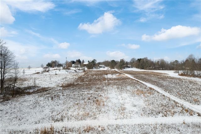 8101 Yoder Road, Seville, OH 44273