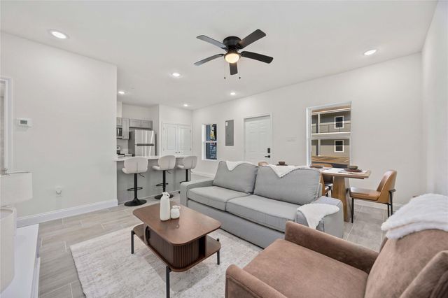 9129 Brandon Street B1, Houston, TX 77051