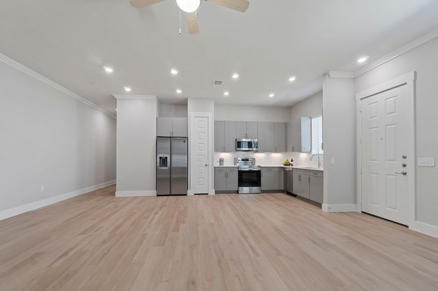 8218 Idyllic, Mckinney, TX 75071