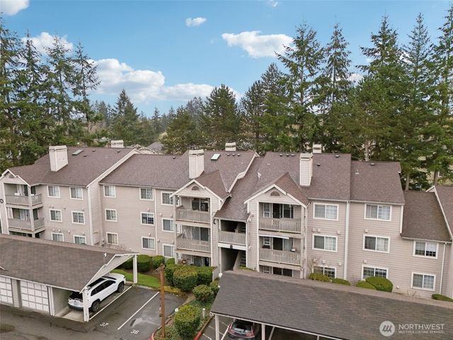 215 100th Street SW #D104, Everett, WA 98204